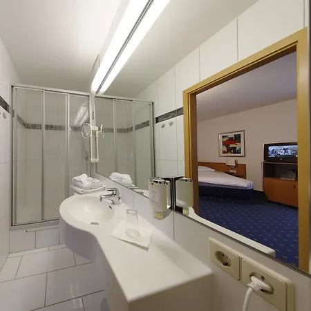 Adler Hotel 3*